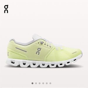 On Running Cloud 5 Sneakers Hay Frost 7 NEW